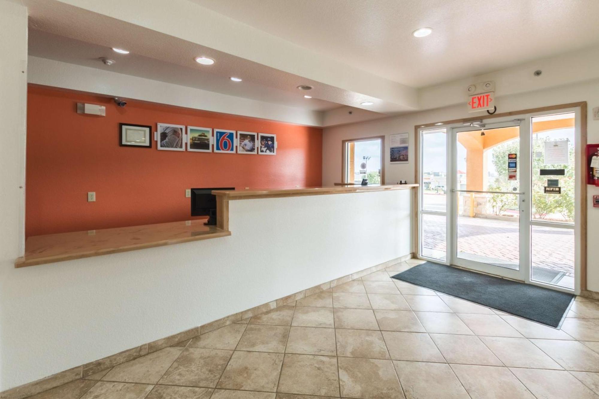 Motel 6 Alvarado Tx Exteriör bild